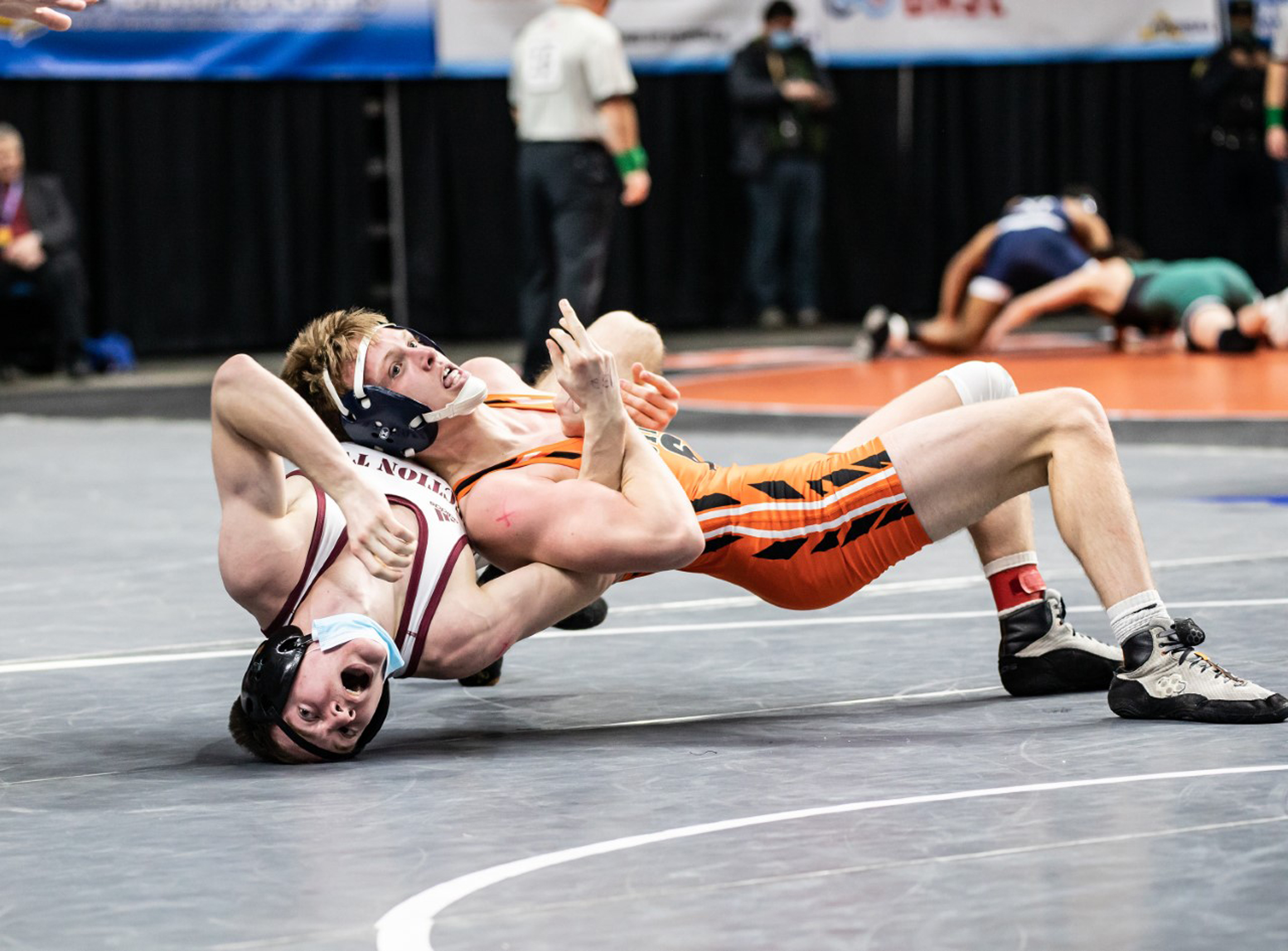 Area wrestlers chase 3rd place at states News, Sports, Jobs